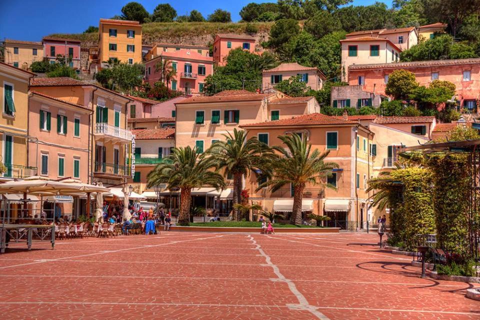 La Pianotta Sulla Spiaggia Porto Azzurro Exterior photo